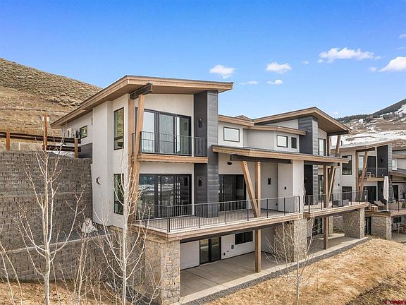 2nd image of 155 Snowmass Road