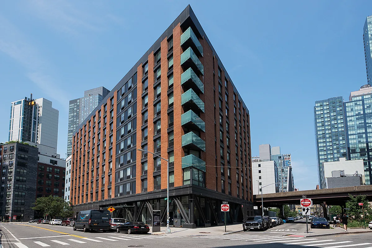 25-19 43rd Ave Unit 603  