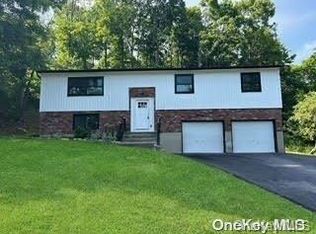 372 Union Valley Rd, Mahopac, NY 10541