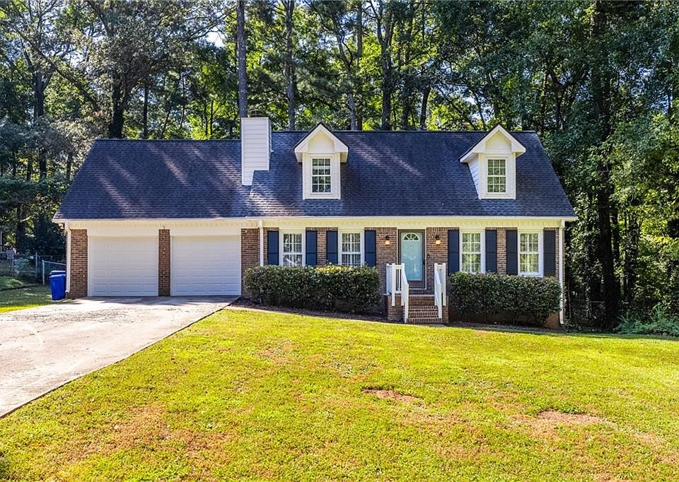 1st image of 396 Windsor Farms Dr