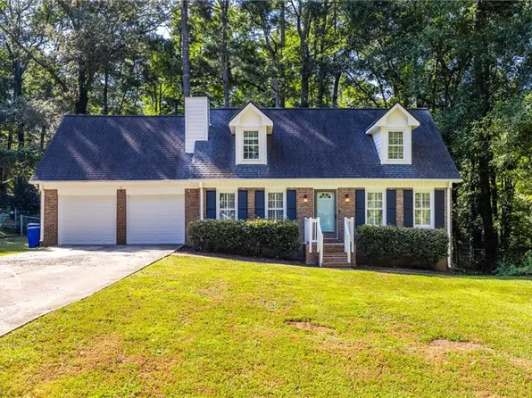 396 Windsor Farms Dr, Lawrenceville, GA 30046