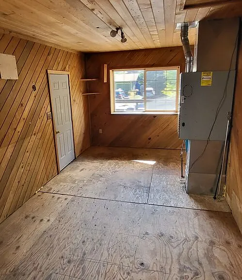 1322 NW Baltimore Ave — Photo 15