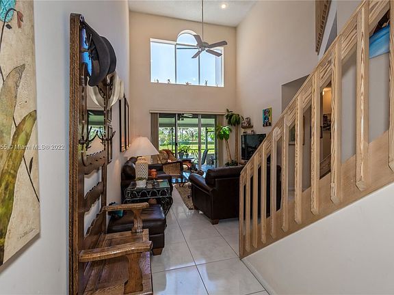 3rd image of 10514 Lake Vista Cir #10514