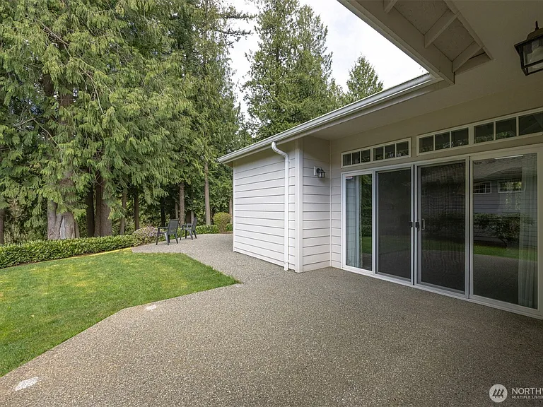 237 Creekview Crst — Photo 27