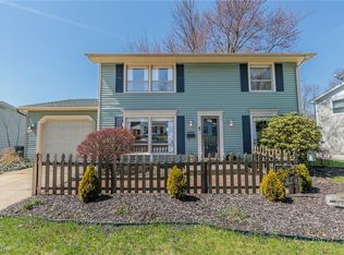 2132 Issaquah St, Cuyahoga Falls, OH 44221
