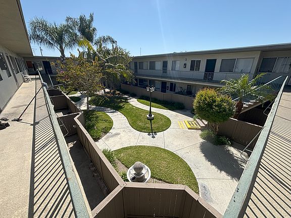 2nd image of 13902 La Pat Pl APT 25