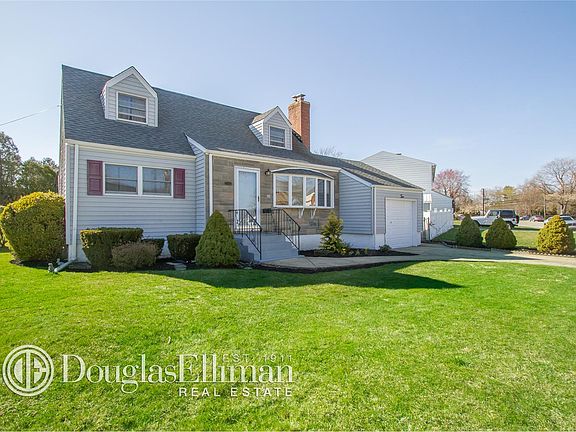 2nd image of 2 Shelley Ct