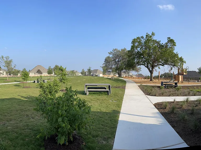 Jefferson Dr — Photo 18
