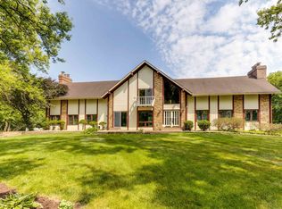 5 Covered Bridge Rd, South Barrington, IL 60010