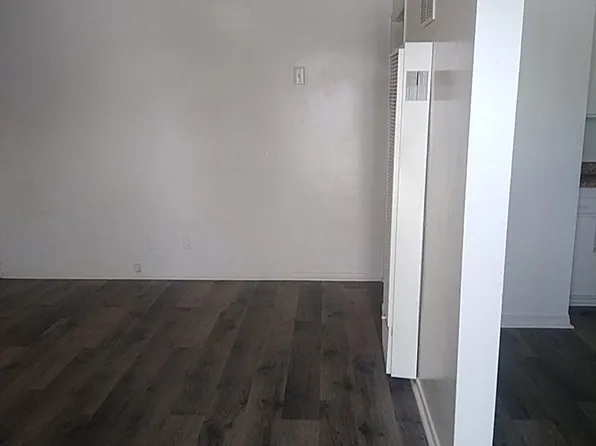 44044 Division St APT D, Lancaster, CA 93535