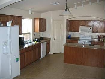 2nd image of 336 E Pasture Canyon Dr