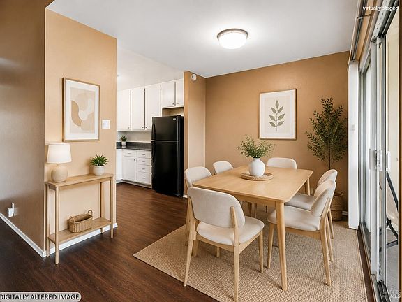 3rd image of 355 Parkview Terrace #A-8