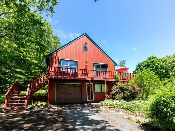 24 Cottontail Trl, Plymouth, MA 02360