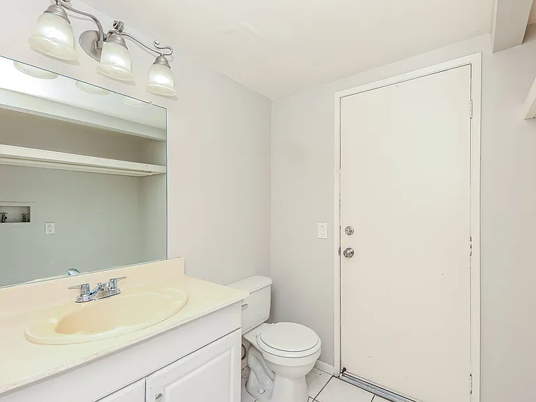 11929 Sugar Creek Ct — Photo 15