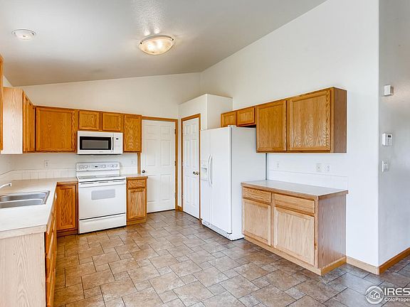 4th image of 2515 Dock Dr