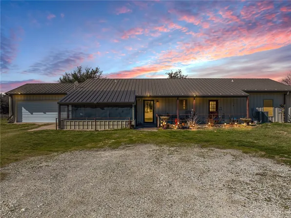 664 Lcr 439, Mexia, TX 76667