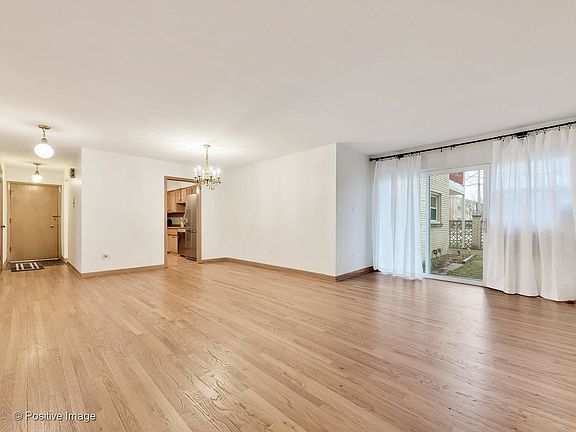 2nd image of 3111 Paris Ave APT 106
