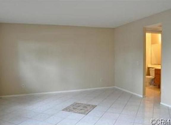 2nd image of 1041 W Francis St APT C