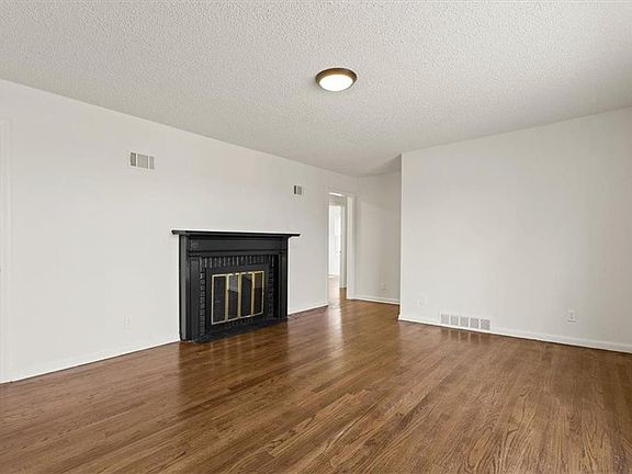 4th image of 7505 E 130th St