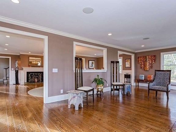 5th image of 11 Marions Ln