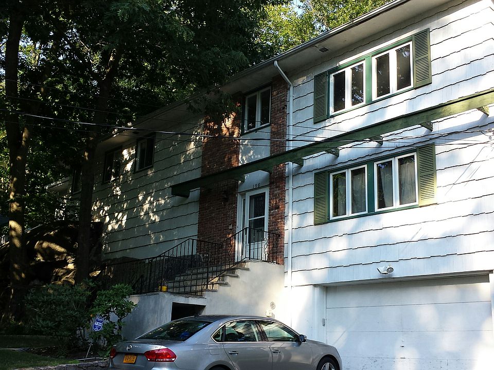2nd image of 198 Hickory Grove Dr E