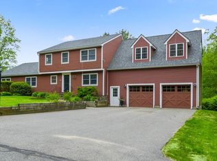 13 Ridgeview Rd, Sturbridge, MA 01566