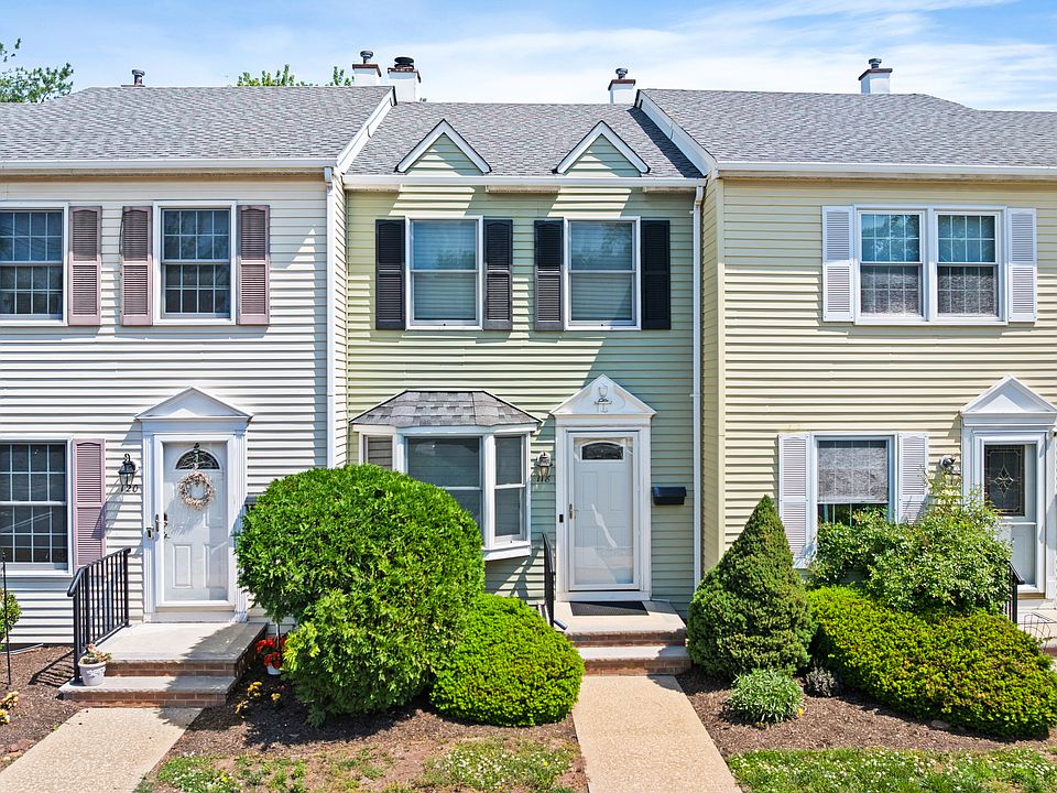 SEPARATE FRONT ENTRANCE