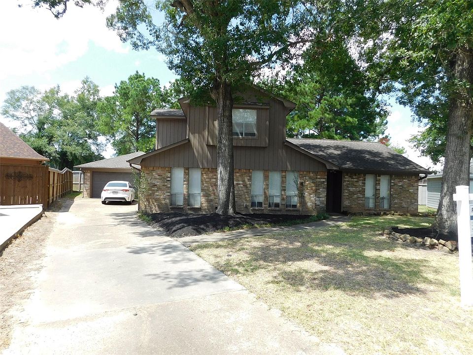 1st image of 4 Kingsley Ct