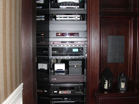 Hi-End Custom A/V System