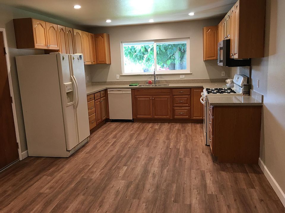 1st image of 2224 Cinderella Ln
