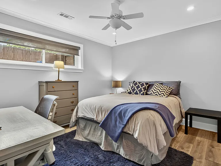 360 Elden Dr — Photo 11