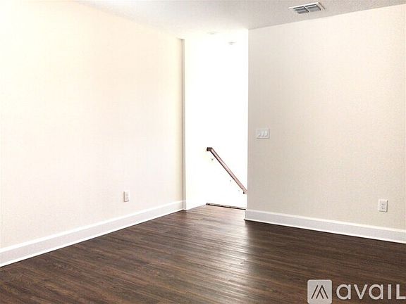 2nd image of 2438 S Park Ave