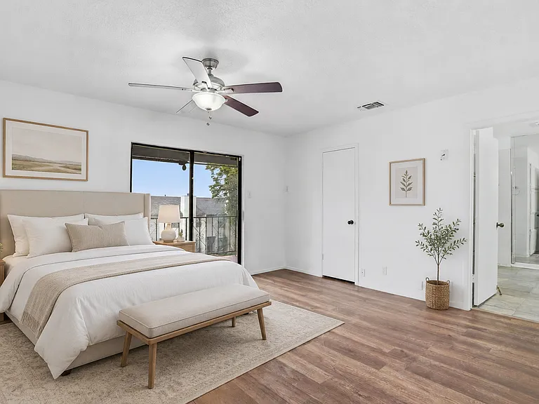 8112 Scottshill — Photo 12