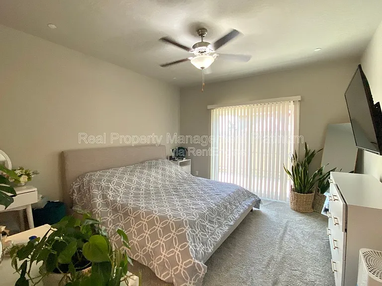 6213 E Garland Ave — Photo 6