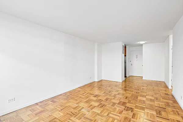 Rented by GoodRock Realty | media 3