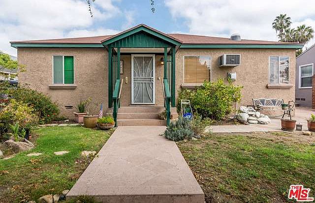 1st image of 10621 Ashby Ave