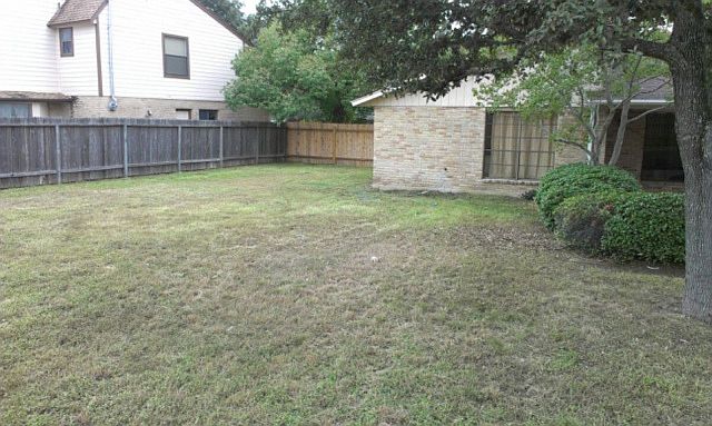 2nd image of 15814 Horse Creek St