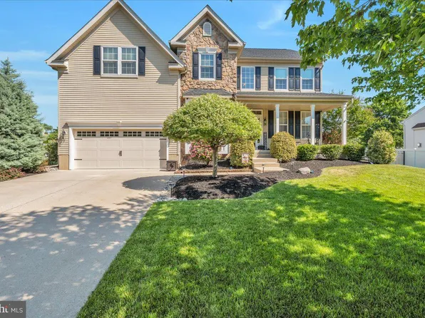 74 Candlewood Rd, Williamstown, NJ 08094