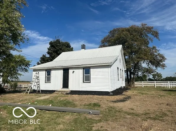 3334 E Grain Bin Rd, Wingate, IN 47994