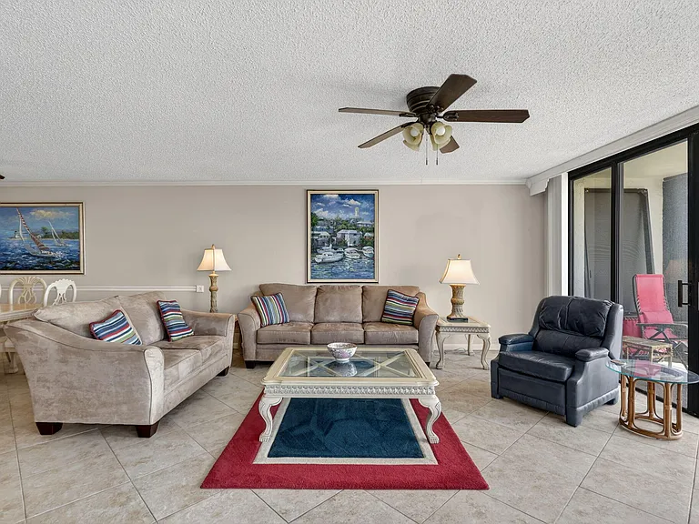9650 S Ocean Dr #210 — Photo 8