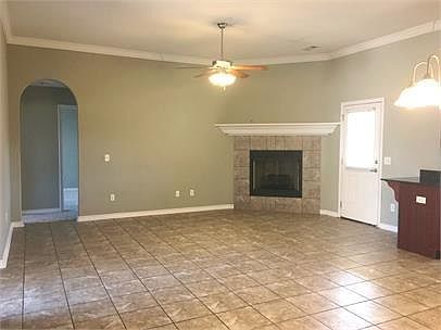 5th image of 2403 Heather Lynn Ln