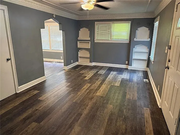 4245 Paseo Blvd — Photo 2
