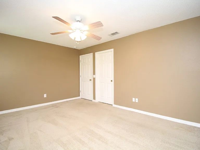 4319 Crosswinds Dr — Photo 12