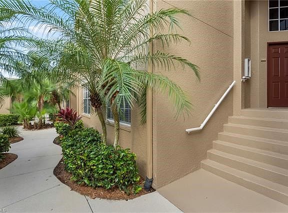 3rd image of 20071 Seagrove St Unit 1007