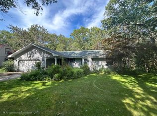 6698 Roanoak Rd, Oscoda, MI 48750