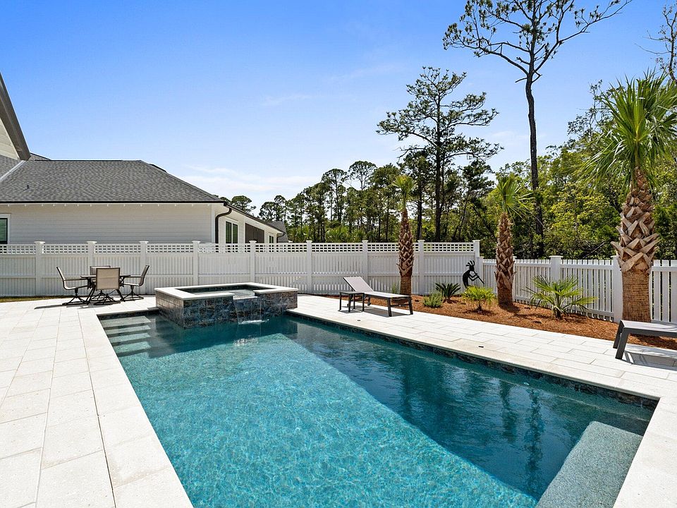 1st image of 104 S Splash Dr