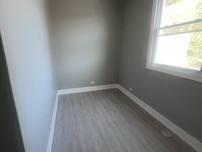 429 N Leamington Ave #2 — Photo 4
