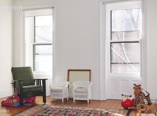 369 Clinton St #2, Brooklyn, NY 11231