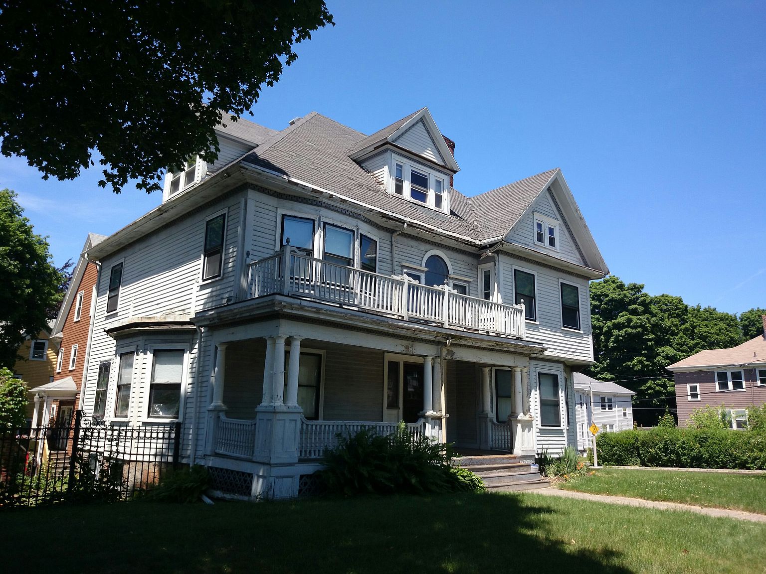 114 Melville Ave, Dorchester, MA 02124 Zillow