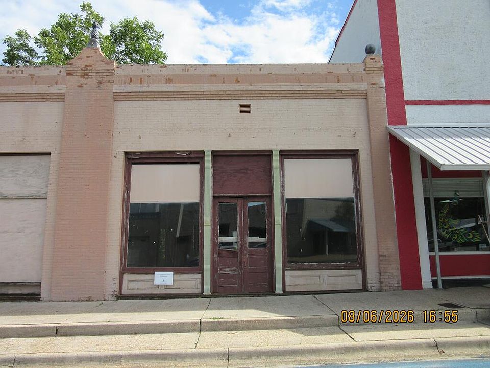 1st image of 1018 E Harris St